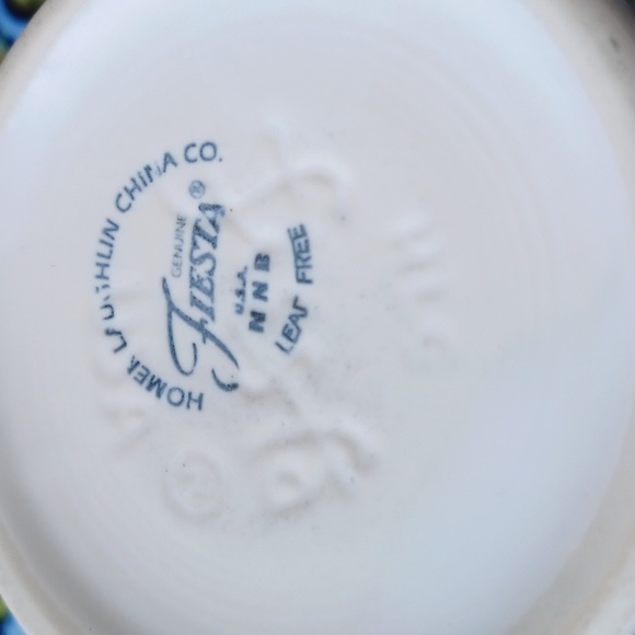 Fiesta Ware White Mugs Homer Laughlin Set of Two Signed Marked Bottoms - Picture 5 of 10